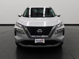Used 2023 Nissan Rogue SV image 3