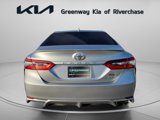 Used 2022 Toyota Camry SE image 5