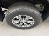 Used 2024 GMC Sierra 1500 SLT image 3
