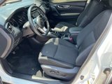 Used 2020 Nissan Rogue SV image 3