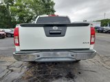 Used 2018 Nissan Frontier SV image 5