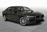 Used 2020 Volvo S60 T5 Momentum image 2