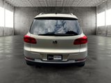 Used 2015 Volkswagen Tiguan SEL image 4
