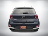 Used 2023 Hyundai Venue Limited image 5