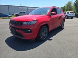 Used 2023 Jeep Compass Limited image 3