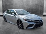 Used 2023 Toyota Camry SE image 3