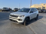 New 2025 Jeep Compass Latitude image 2