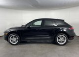 Certified 2024 Porsche Macan image 2