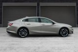 Used 2022 Chevrolet Malibu LT image 3