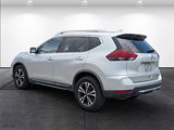Used 2018 Nissan Rogue SL image 3