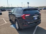 Used 2023 GMC Terrain SLE w/ Driver Convenience Package image 5