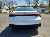Used 2021 Hyundai Elantra SE image 5