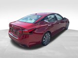 Used 2023 Nissan Altima 2.5 SL image 3