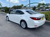 Used 2017 Lexus ES 350 image 2