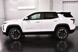 New 2025 Chevrolet Equinox LT image 4