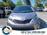 Used 2017 Toyota Sienna SE Premium image 2