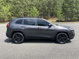 Used 2017 Jeep Cherokee High Altitude image 2