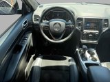 Used 2017 Jeep Grand Cherokee Altitude image 4