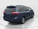 Used 2016 Toyota Sienna L image 5