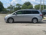 Used 2015 Toyota Sienna LE image 2