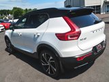 Used 2019 Volvo XC40 T5 R-Design image 4