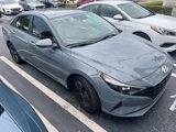 Used 2023 Hyundai Elantra Blue image 2
