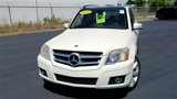 Used 2010 Mercedes-Benz GLK 350 4MATIC image 3