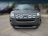 Used 2018 Ford Explorer XLT image 2