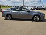 Used 2024 Nissan Altima 2.5 SV image 3