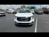 Used 2022 GMC Terrain SLE w/ Driver Convenience Package image 3