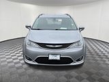 Used 2018 Chrysler Pacifica Touring-L Plus image 2