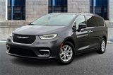 Used 2022 Chrysler Pacifica Touring-L image 2