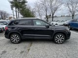 Used 2022 Volkswagen Taos SE image 2