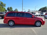 Used 2014 Dodge Grand Caravan SXT w/ Rear Park Assist Package image 2