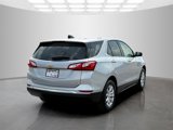 Used 2018 Chevrolet Equinox LT image 3