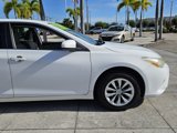 Used 2016 Toyota Camry LE image 2