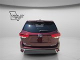 Used 2017 Toyota Highlander AWD V6 image 6