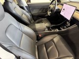 Used 2019 Tesla Model 3 Standard Range Plus image 6