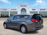Used 2023 Chrysler Voyager LX image 4