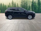 New 2025 Jeep Compass Latitude image 2