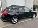 Used 2017 Subaru Outback 2.5i Premium image 5