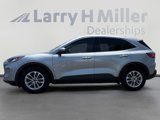 Used 2021 Ford Escape SE image 2