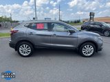 Certified 2022 Nissan Rogue Sport SV image 4
