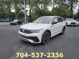 Used 2022 Volkswagen Tiguan SE R-Line image 2