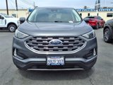 Used 2022 Ford Edge Titanium image 2