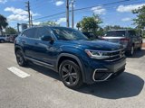 Used 2020 Volkswagen Atlas Cross Sport SE w/ Panoramic Sunroof Package image 2