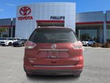 Used 2015 Nissan Rogue SV w/ SV Premium Package image 4