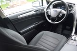Used 2018 Ford Fusion SE image 2