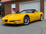 Used 2000 Chevrolet Corvette Convertible w/ Performance Handling Pkg image 2