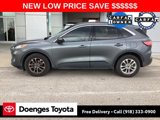 Used 2021 Ford Escape SE image 4